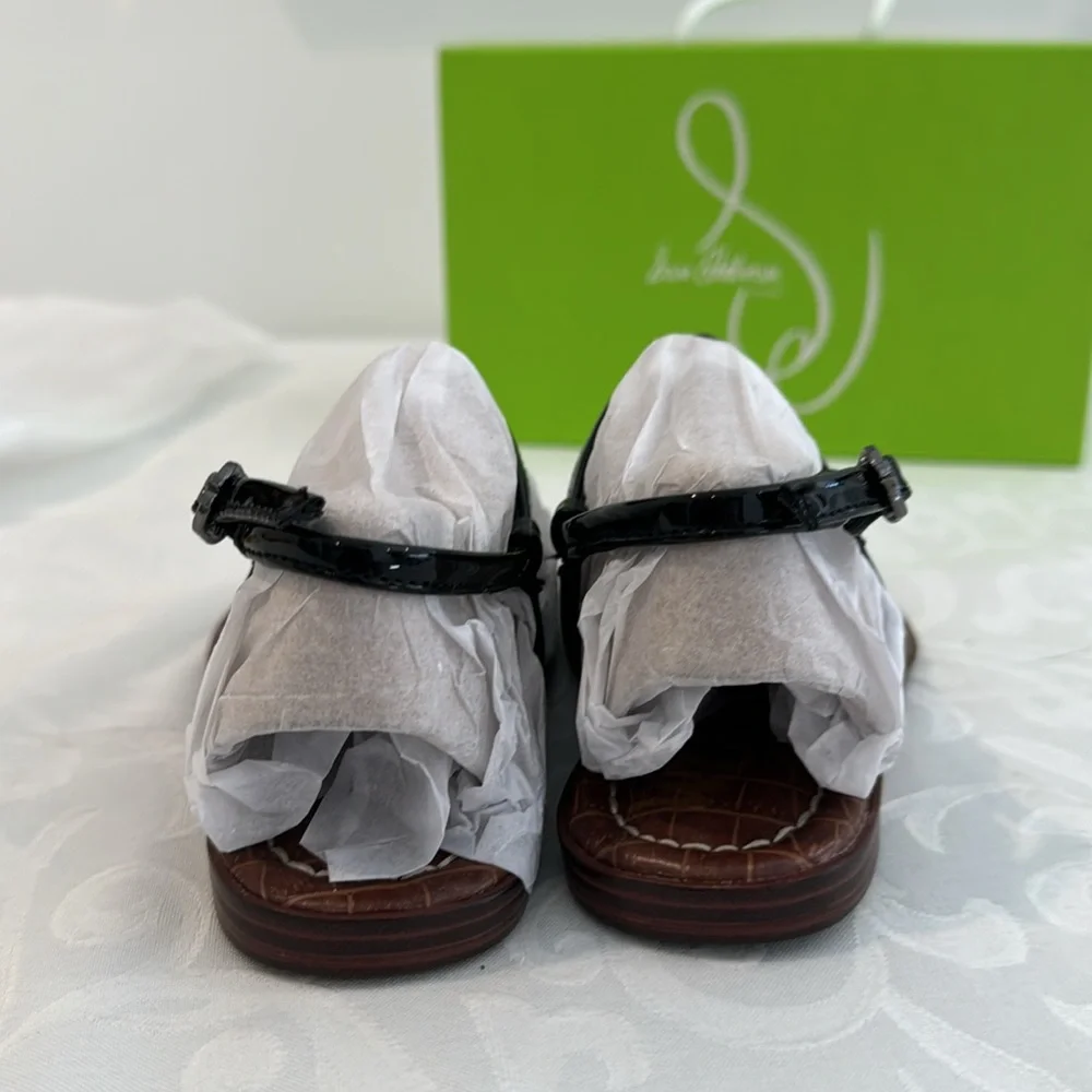 Sam Edelman Gigi Sandal. Girls 13.